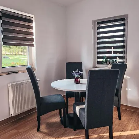 Apartamento Uroczy Apartament Zwany „biurem”