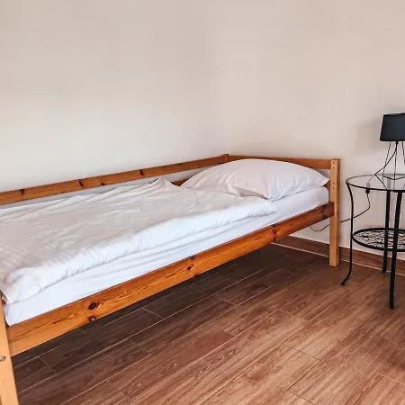 Uroczy Apartament Zwany „biurem” * Stronie Slaskie