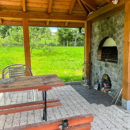 Uroczy Apartament Zwany „biurem” Stronie Slaskie